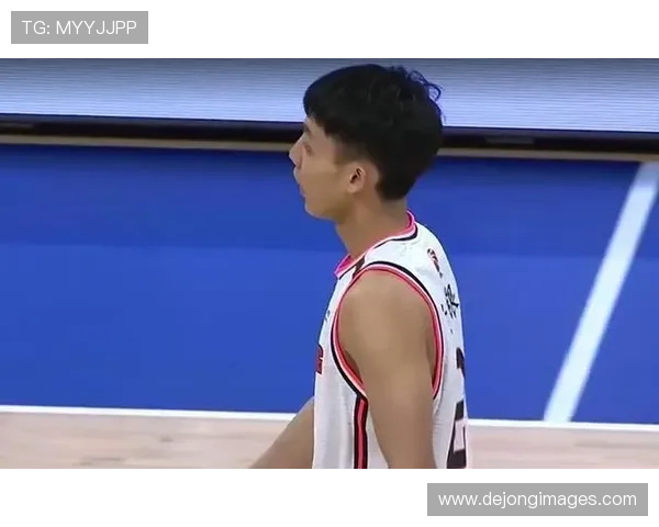 开场文班真打转身暴扣三分封盖